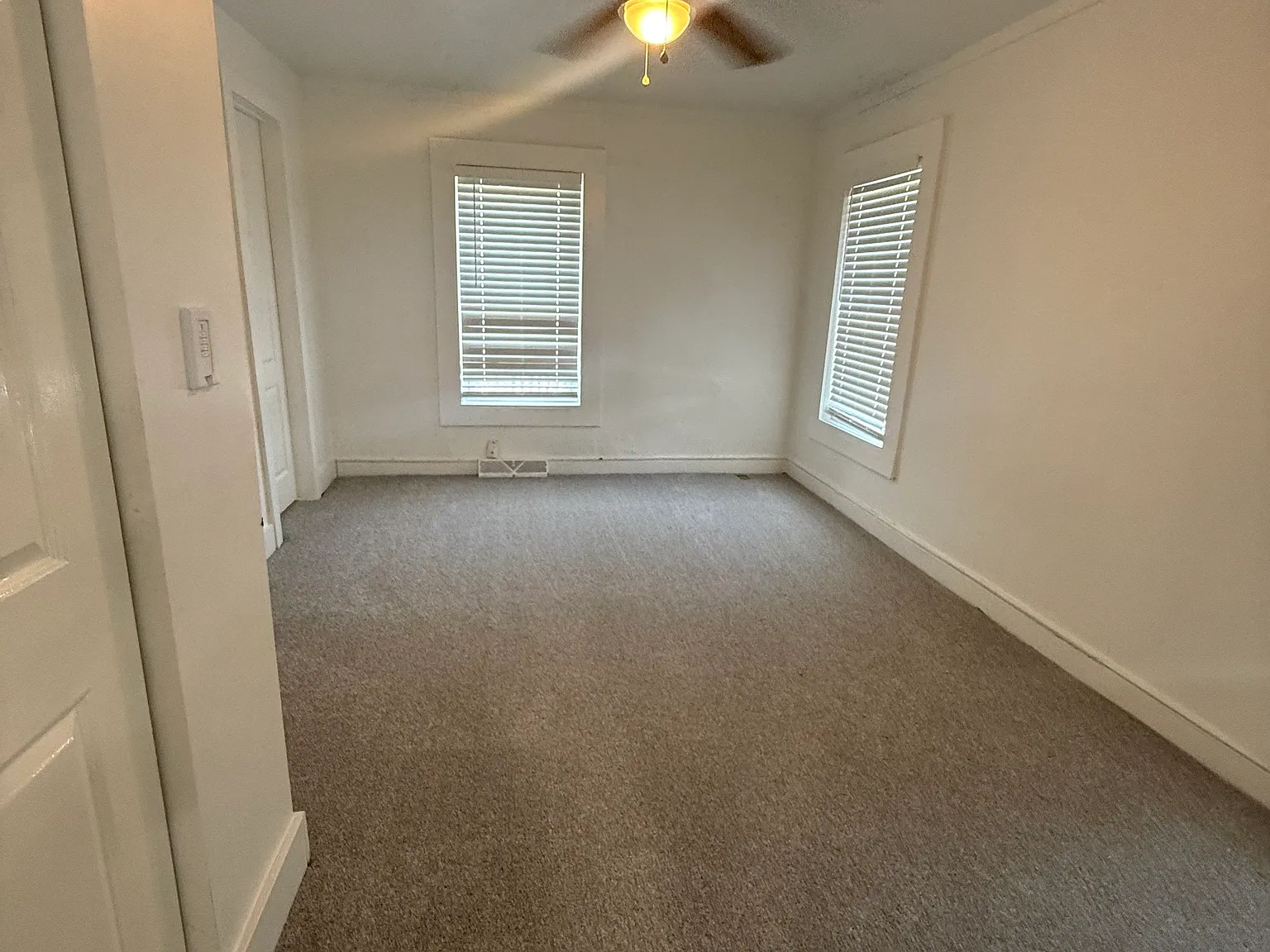 3 bed, 1092 sqft, $2,850 — Photo 4