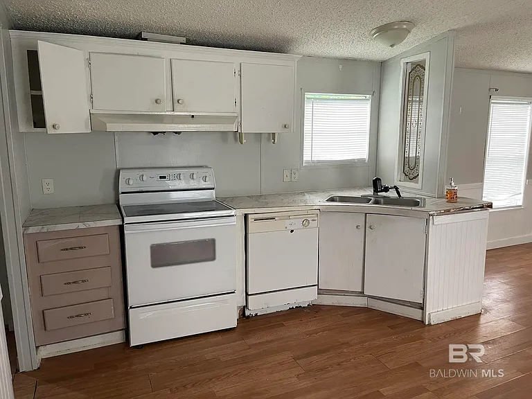 199 Robin Cir — Photo 4