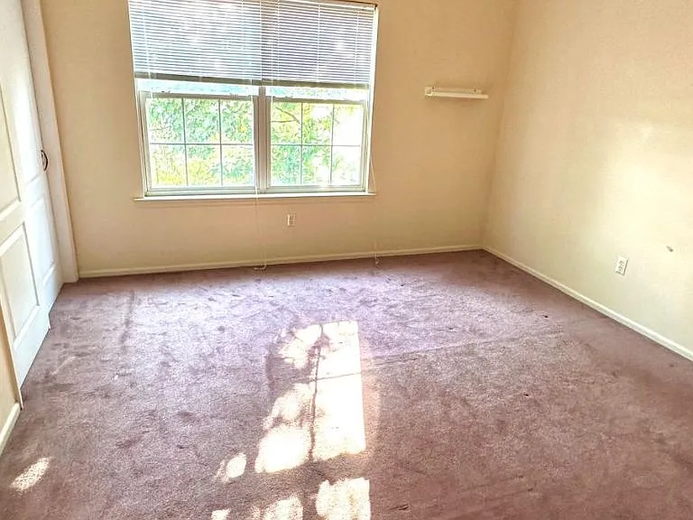 Guest/Kids Bedroom (Unfurnished)