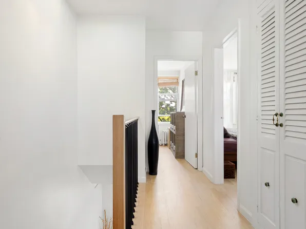 138 Wakeman Place image 19 of 35