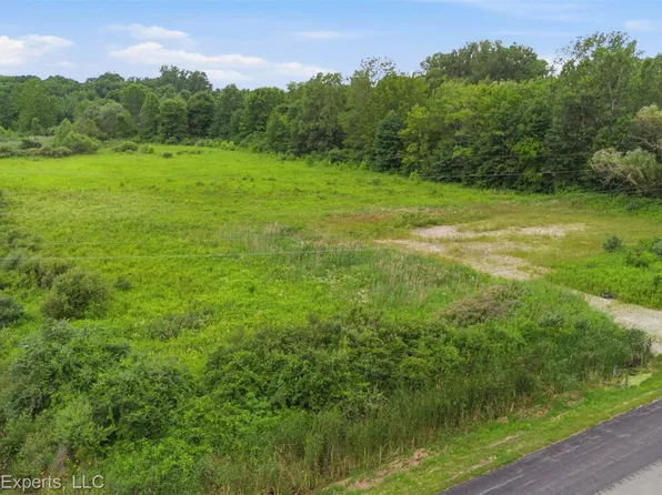 12340 Wahrman St, Romulus, MI 48174