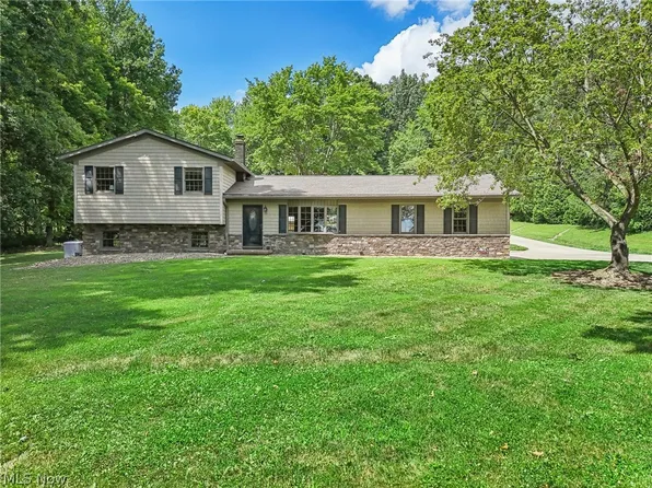 16086 Galehouse Rd, Doylestown, OH 44230