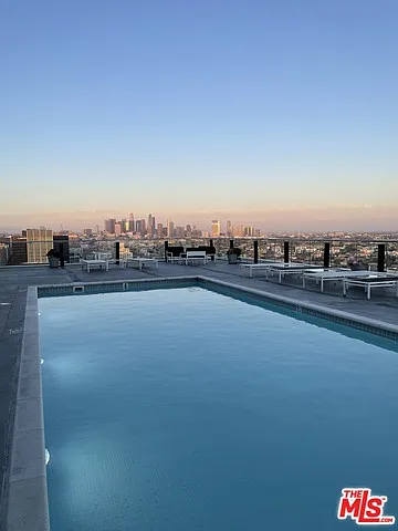 3810 Wilshire Blvd #1708 — Photo 15