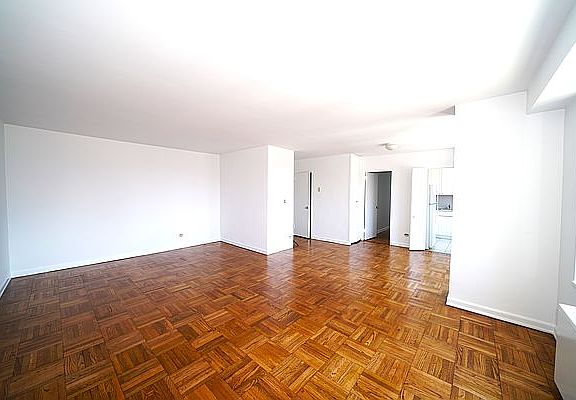 3rd image of 444 E 82nd St APT 25G