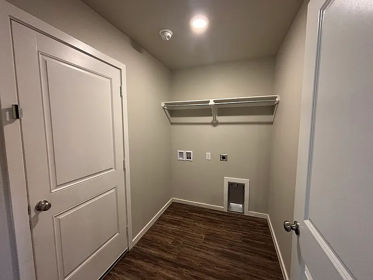 3506 Trenton Ave — Photo 4