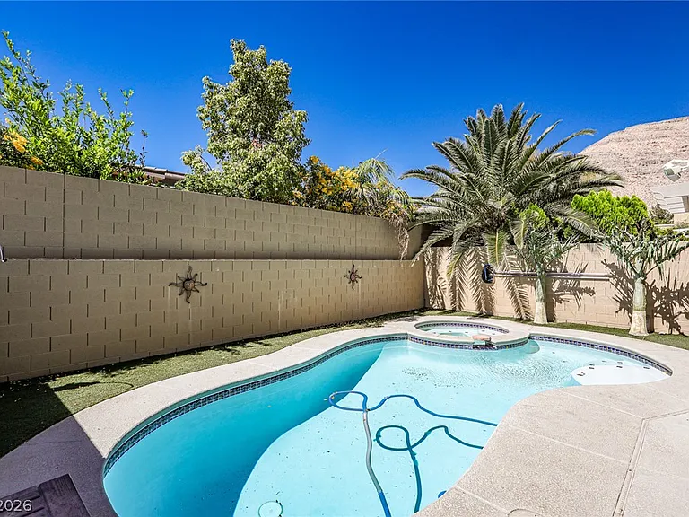 10131 Hollis Mountain Ave — Photo 39