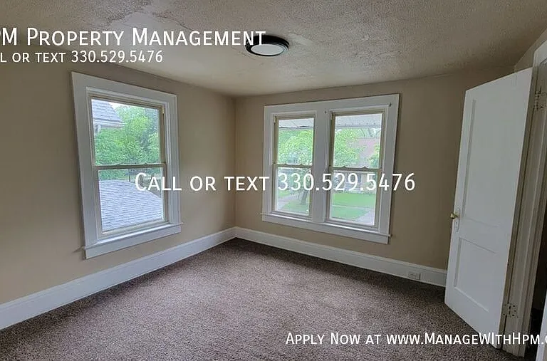 699 Noble Ave — Photo 6