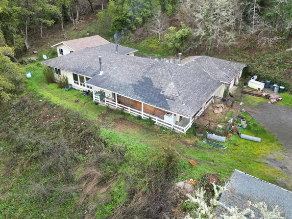 1709 Avenue Of The Giants, Phillipsville, CA 95559