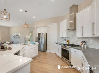 1074 Jimlojan Rd, Escondido, CA 92029