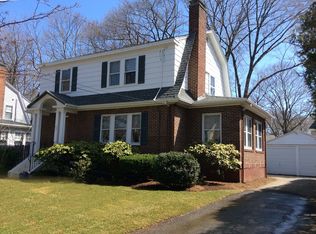 95 Greenlawn Ave, Newton, MA 02459
