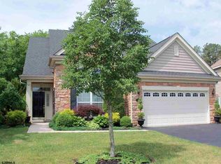 13 Woodcrest Ct, Berlin, NJ 08009