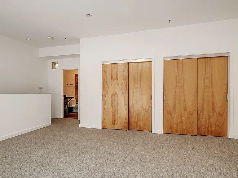 1233 Howard St #3C — Photo 21