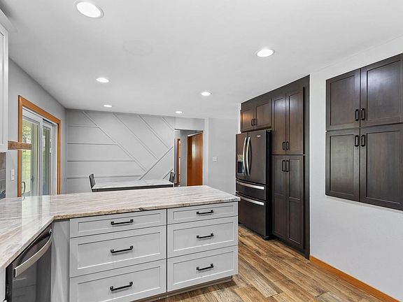 5th image of 575 Kenmar ROAD