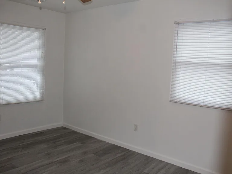3238 Meadow St — Photo 37