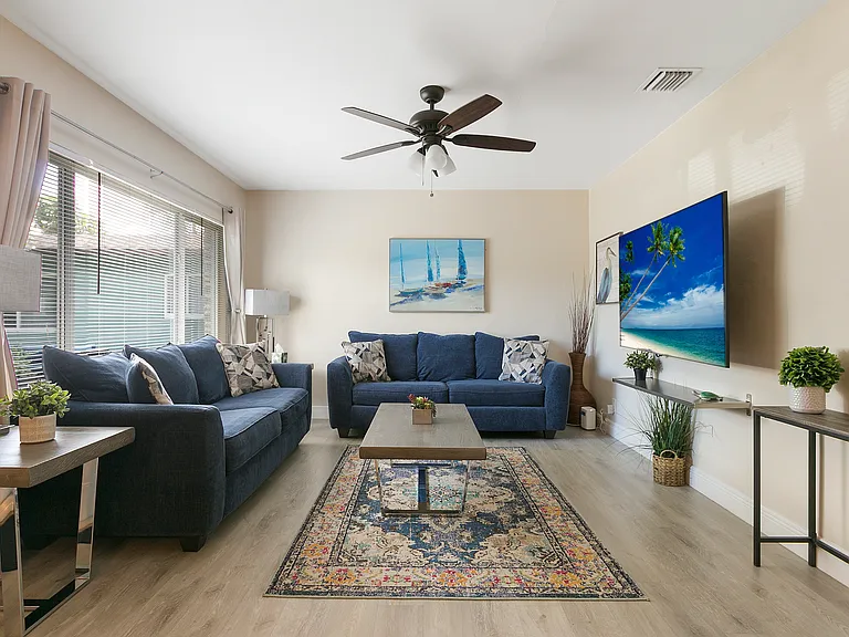 2223 SE 6th St #2 — Photo 7