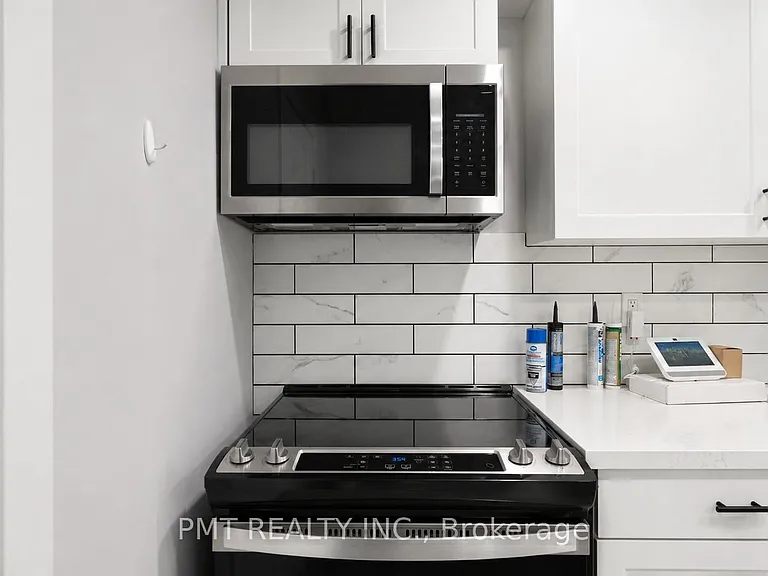 109 Nassau St — Photo 5