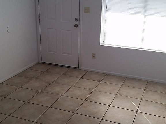 5th image of 34 W Inglewood St APT 2