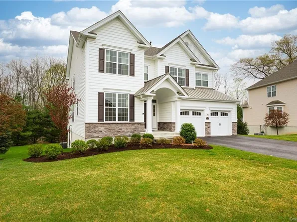 72 Fenton Way, Hopewell Junction, NY 12533