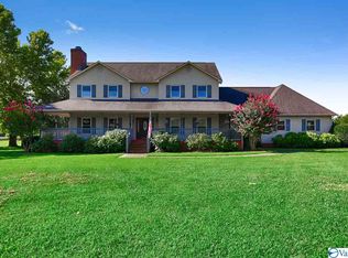 159 Timberwind Dr, New Market, AL 35761