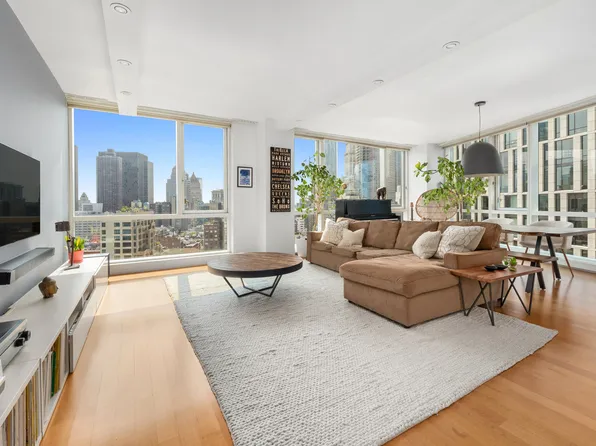 200 Chambers Street 25F image 1 of 11