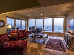 2010 Vallemar St, Moss Beach, CA 94038