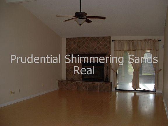 2nd image of 2705 Ravenwood Ct