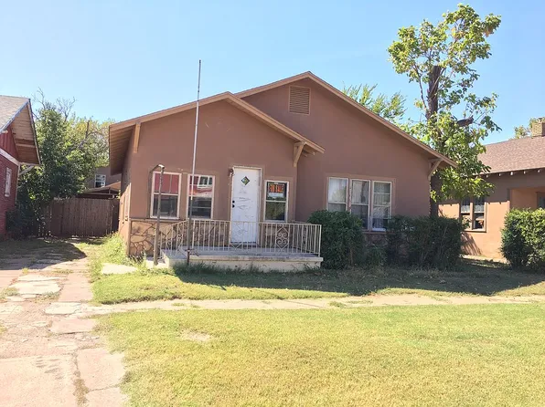 102 W Wharton Ave, Electra, TX 76360
