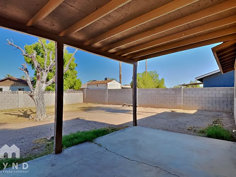 11412 N 57th Dr — Photo 13