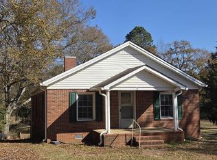 1123 Renno Rd, Clinton, SC 29325