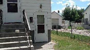 1st image of 214 E 21st St
