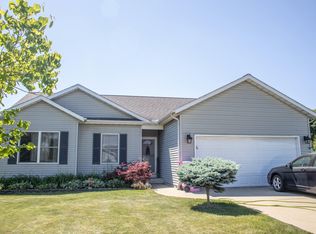 2420 Jody Rae St, Niles, MI 49120