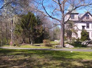 139 Hull St, Cohasset, MA 02025