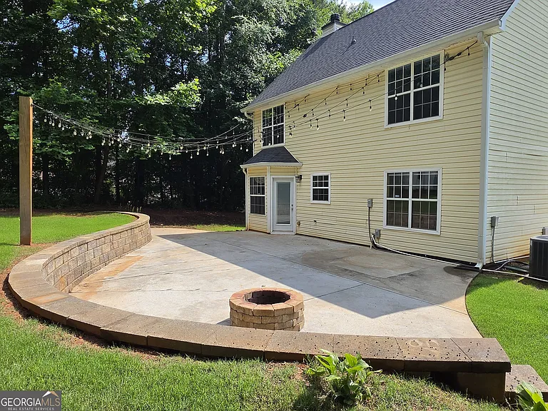 241 Hamilton Dr — Photo 7