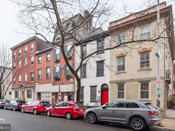 326 S 17th St APT 3, Philadelphia, PA 19103