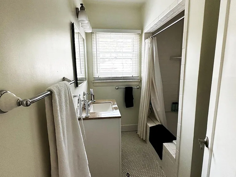 2913 Swan Pl — Photo 9