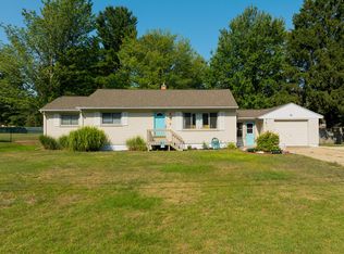 5141 Davis Rd, Norton Shores, MI 49441