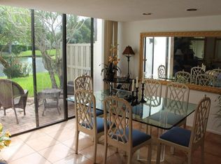 2105 Bridgewood Dr, Boca Raton, FL 33434