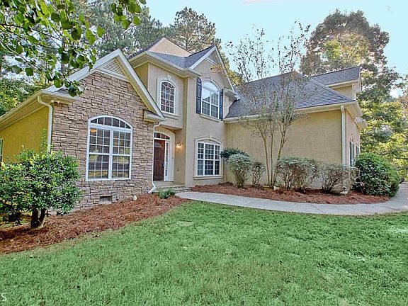 4th image of 135 Lyndhurst Way