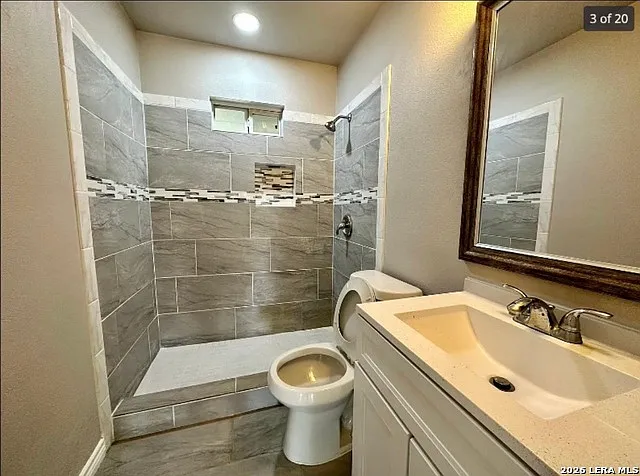 5411 Clark Ave — Photo 14