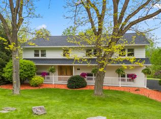 328 Cyprus Ln, Endicott, NY 13760