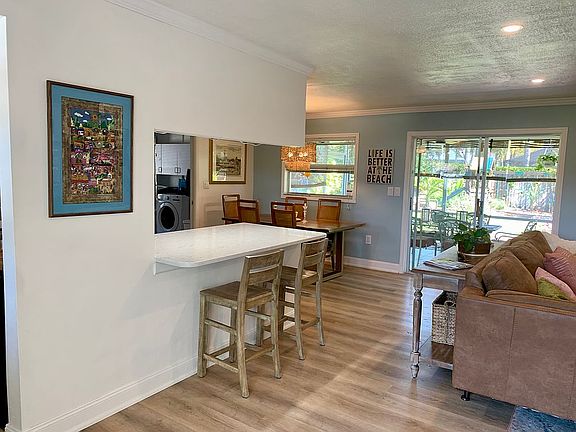 4th image of 132 Flame Vine Dr