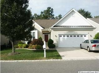 54 Oakmont Ln, Jackson, NJ 08527