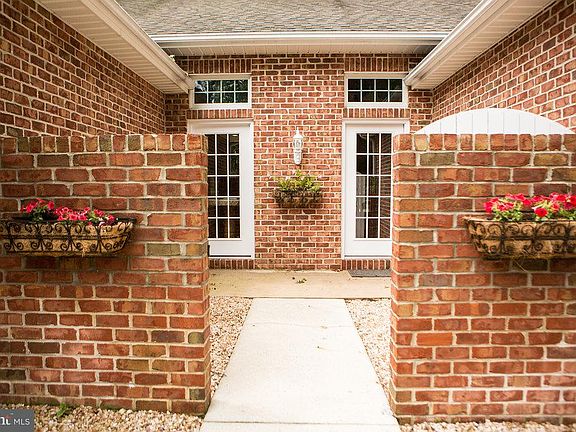 3rd image of 6135 Winged Foot Ct