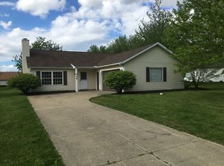 748 Sunset Dr, Madison, OH 44057