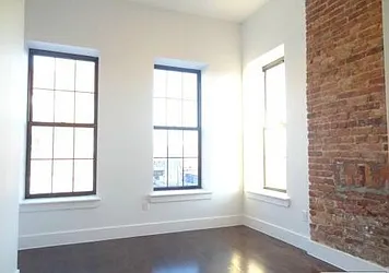 Rented by Urban Ambiance