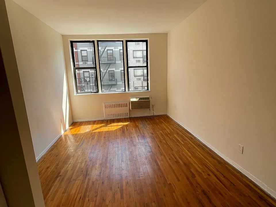 407 E 88th St #3B