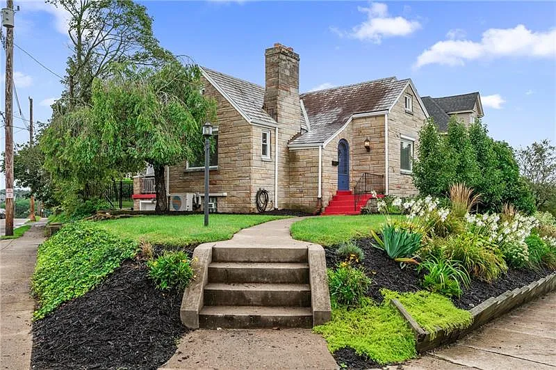 3 Oakley Ave, Pittsburgh, PA 15229 | Zillow