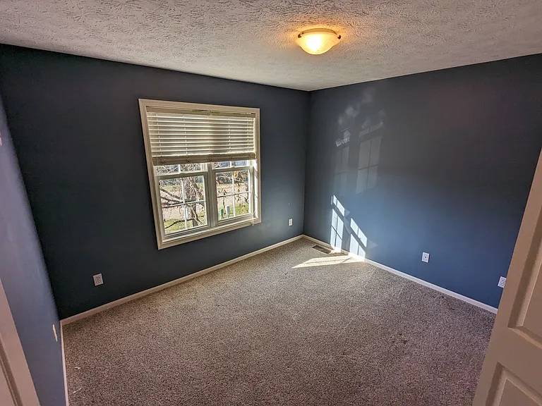 1457 Hollow Wood Ln — Photo 20