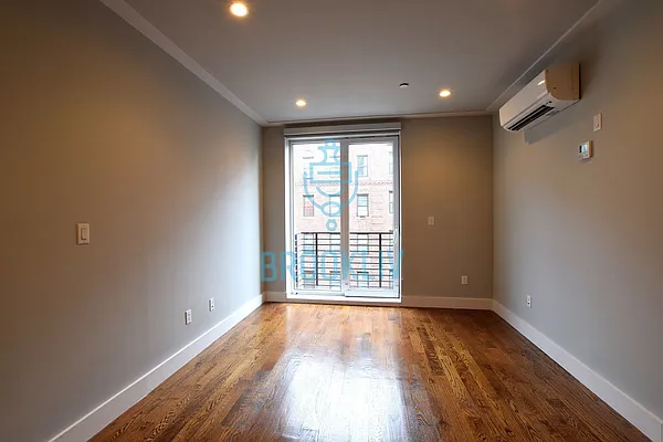 Rented by null | media 50