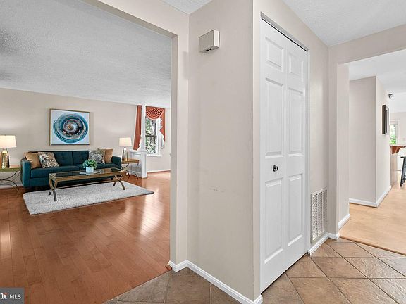 2nd image of 18901 Blue Heron Ln